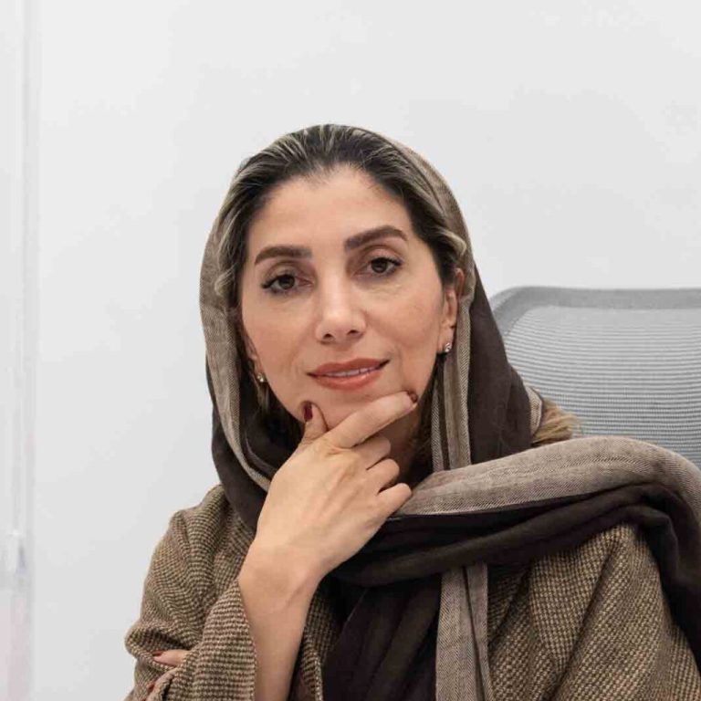 دکتر شادی شکرخوار